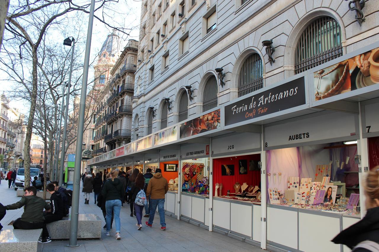 Pension Arosa Barcelona Exterior photo